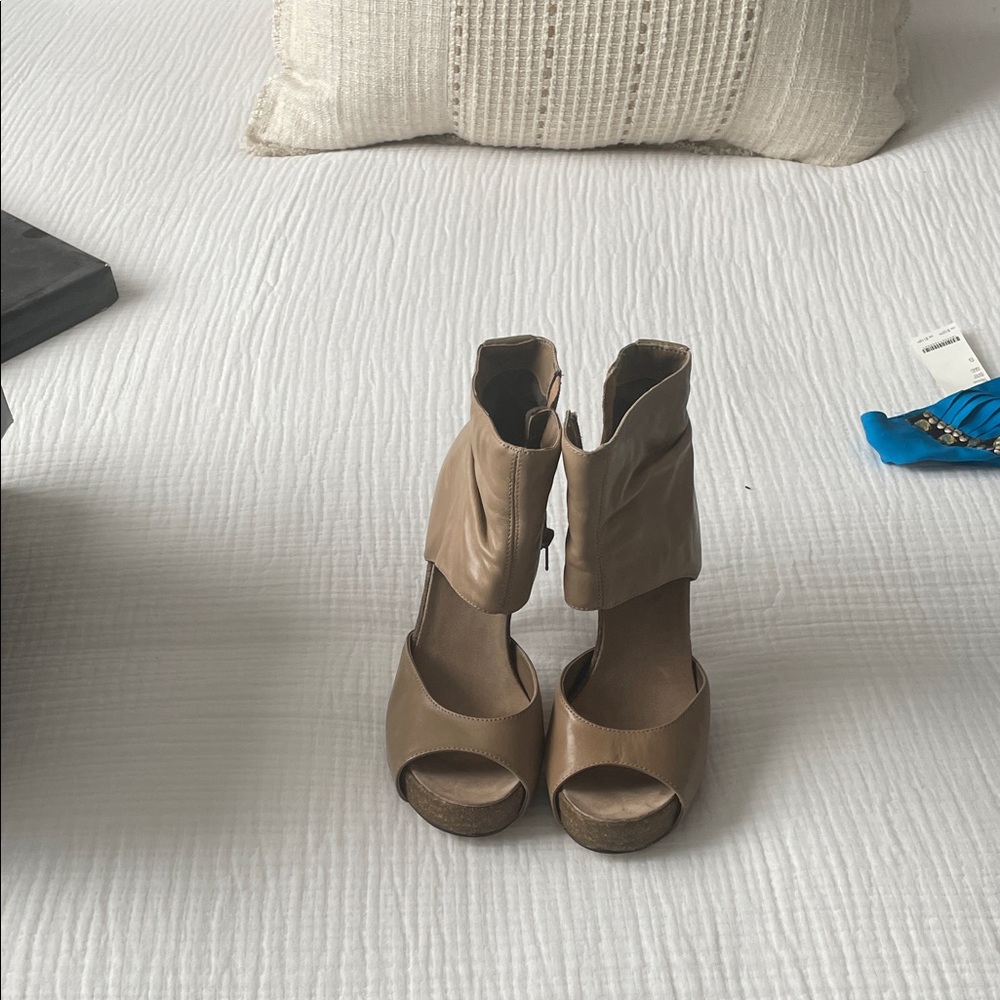 Steve Madden Tan Peep-Toe Heeled Boots